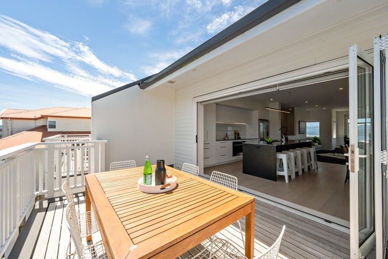 Photo of property in 74u5 Jubilee Road, Khandallah, Wellington, 6035