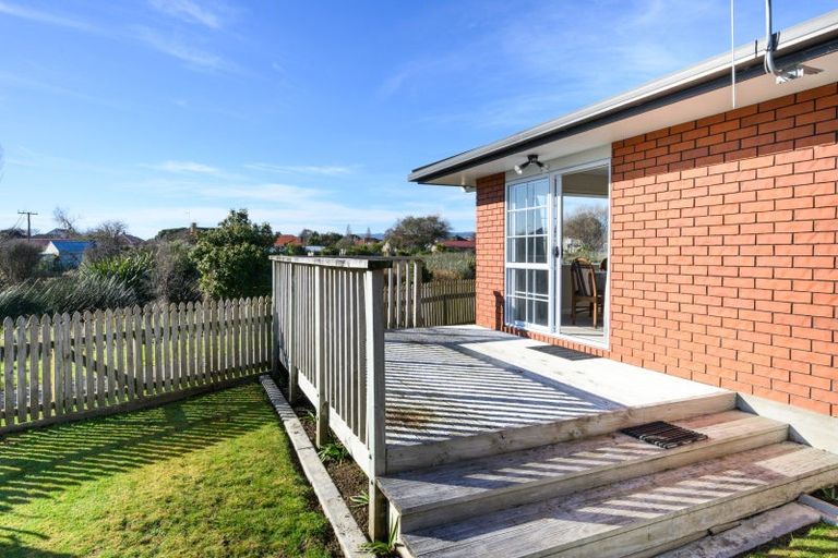 Photo of property in 1a Kings Court, Roslyn, Palmerston North, 4414
