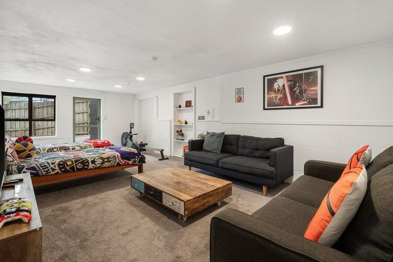 Photo of property in 15 Landview Road, Parkvale, Tauranga, 3112