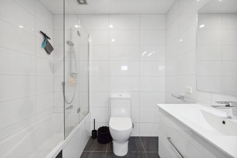 Photo of property in 49a Spyglass Lane, Whitby, Porirua, 5024