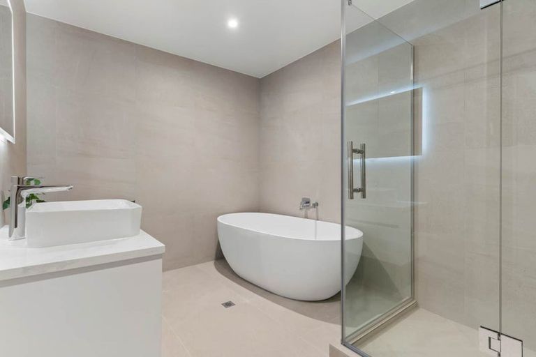 Photo of property in 19 Sioux Road, Hobsonville, Auckland, 0616