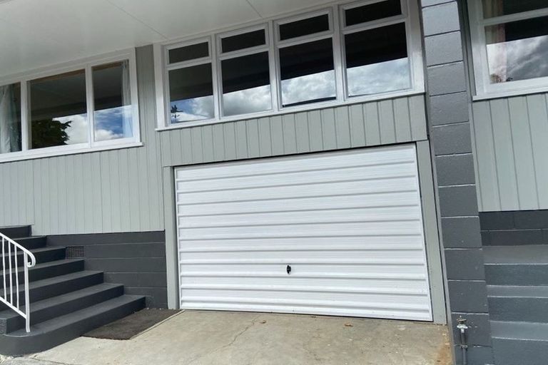 Photo of property in 17 Kereru Street, Two Mile Bay, Taupo, 3330