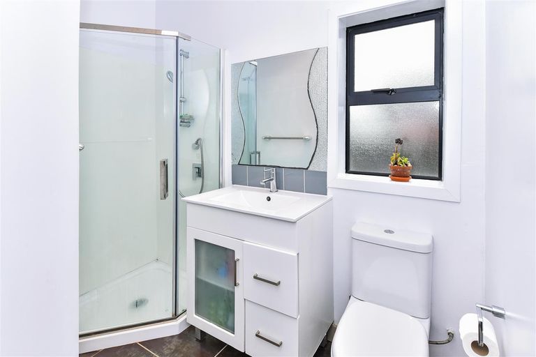 Photo of property in 325 Massey Road, Mangere East, Auckland, 2024