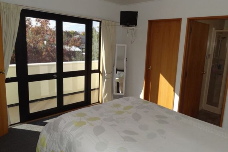 Photo of property in 14 Eders Road, Woodend, 7610