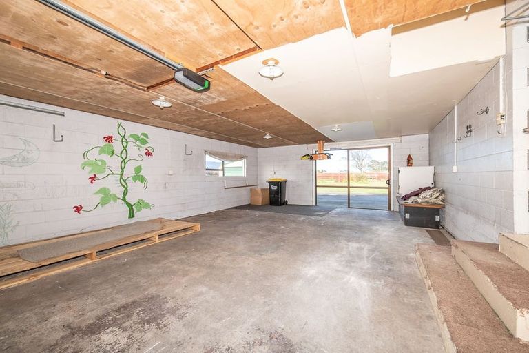 Photo of property in 8 Shelswell Street, Westport, 7825