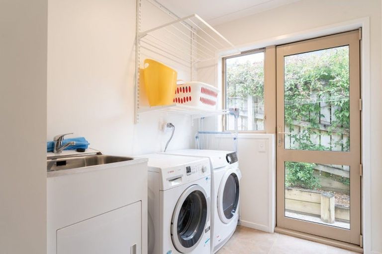 Photo of property in 21 Winsley Terrace, Churton Park, Wellington, 6037