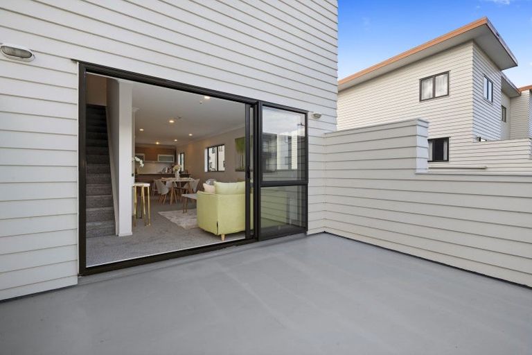 Photo of property in 6/46 Carlos Drive, Flat Bush, Auckland, 2016