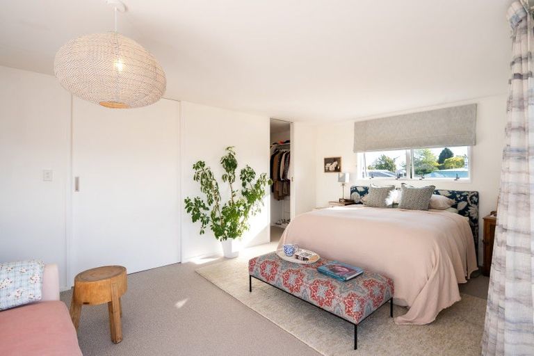 Photo of property in 55 Napier Terrace, Hospital Hill, Napier, 4110