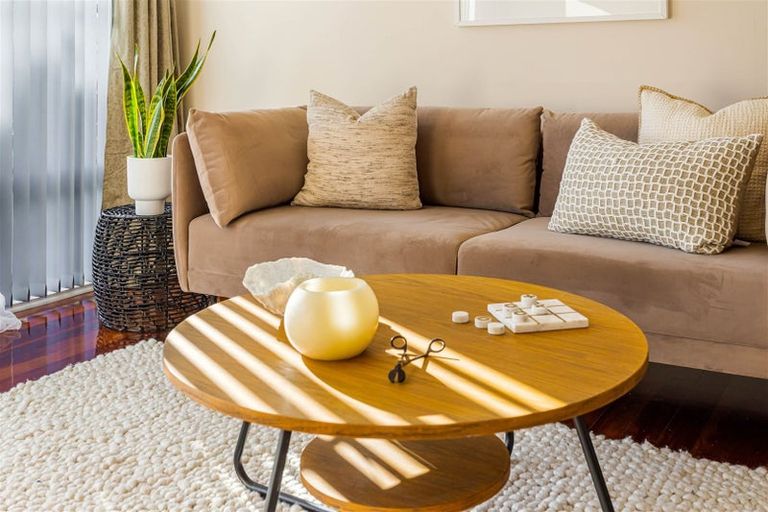 Photo of property in 2/61 Royal View Road, Te Atatu South, Auckland, 0610