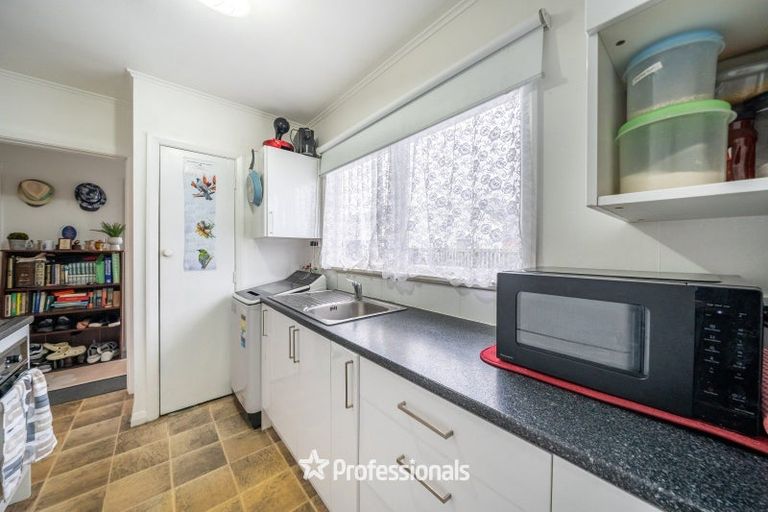 Photo of property in 1/1079 High Street, Taita, Lower Hutt, 5011