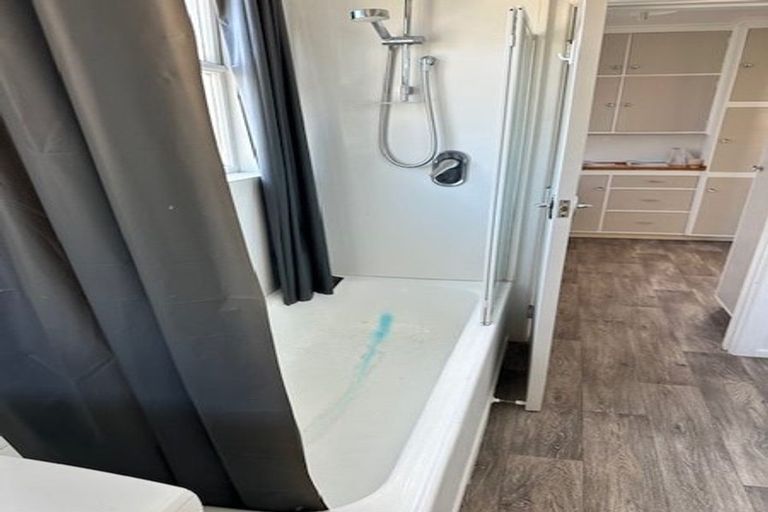 Photo of property in 1/516 Fergusson Drive, Trentham, Upper Hutt, 5018