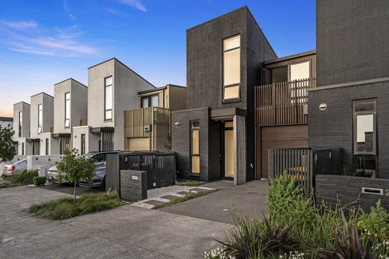 Photo of property in 20 Hastings Street, Hobsonville, Auckland, 0616