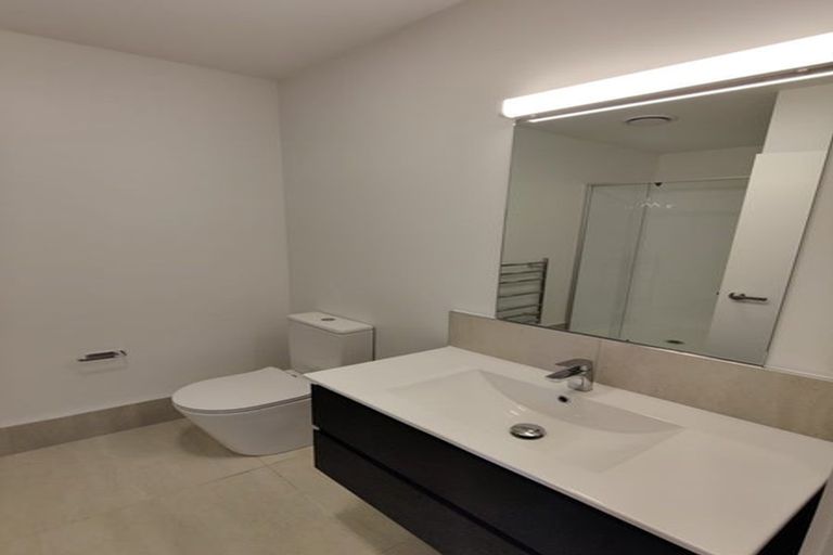 Photo of property in 6/11 Carlos Drive, Flat Bush, Auckland, 2016