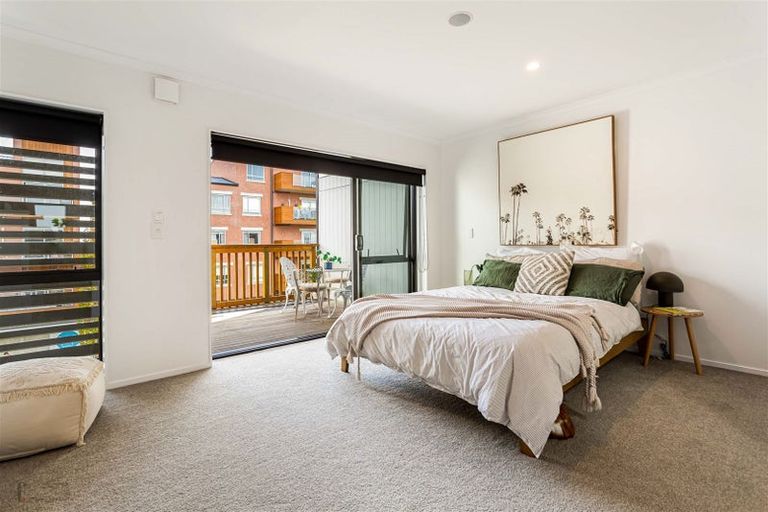 Photo of property in 217 Hobsonville Point Road, Hobsonville, Auckland, 0616