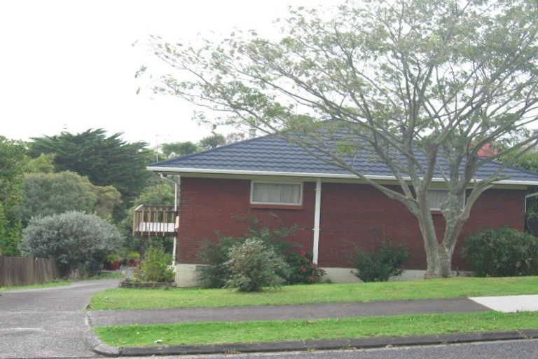 Photo of property in 20 Te Anau Place, Pakuranga Heights, Auckland, 2010