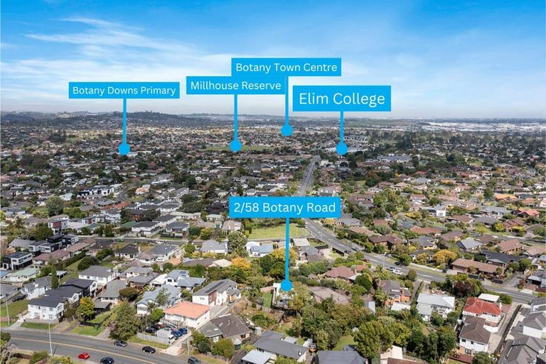 Photo of property in 2/58 Botany Road, Botany Downs, Auckland, 2010