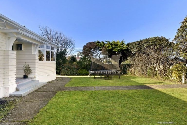 Photo of property in 121 Mornington Road, Brooklyn, Wellington, 6021