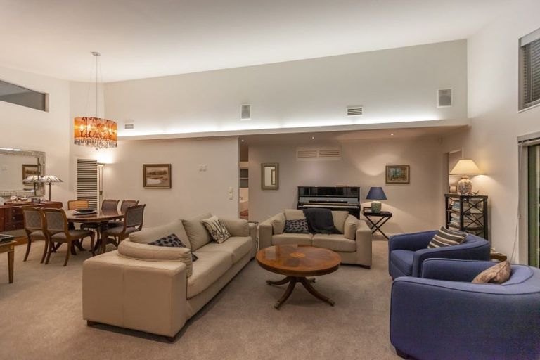 Photo of property in 5 Hana Udy Place, Paraparaumu Beach, Paraparaumu, 5032