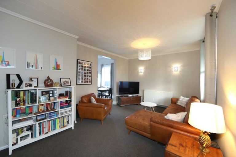 Photo of property in 904f1 Albert Street, Parkvale, Hastings, 4122