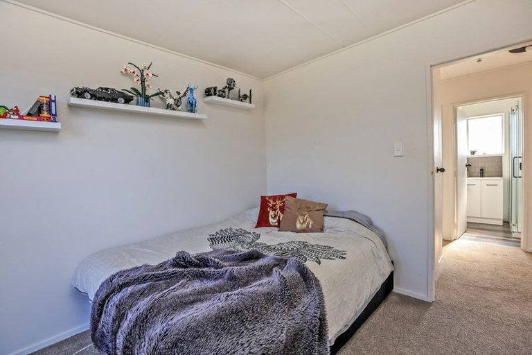 Photo of property in 16 Scott Drive, Flaxmere, Hastings, 4120