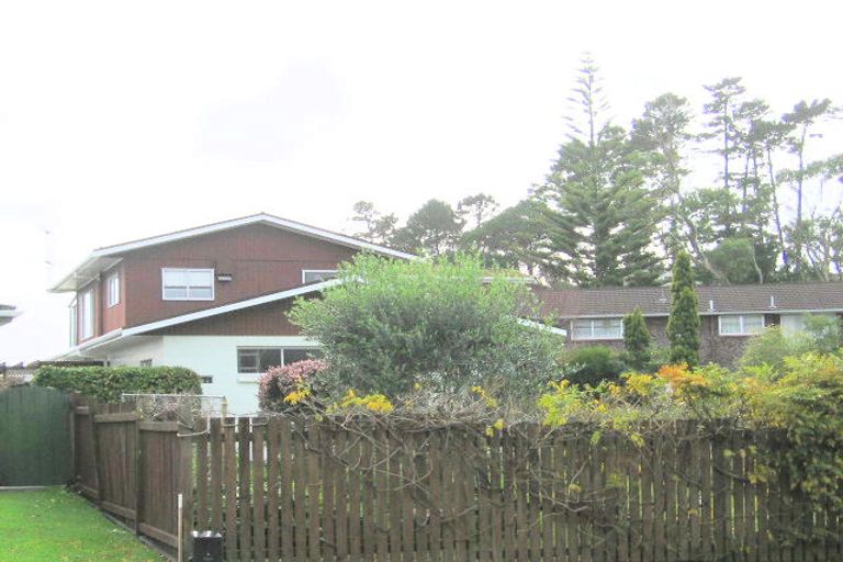 Photo of property in 67 Rosario Crescent, Red Beach, 0932