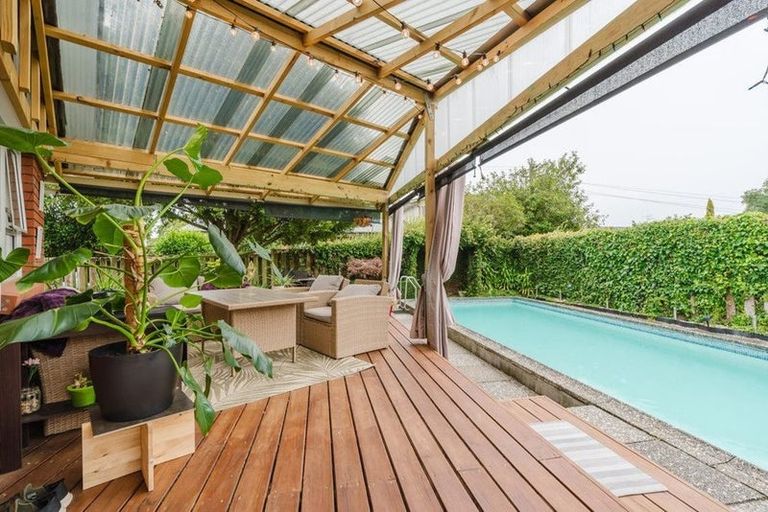 Photo of property in 54 Regent Street, Silverdale, Hamilton, 3216