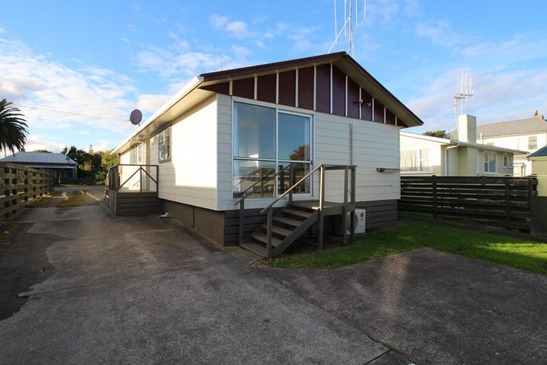 Photo of property in 15 Russell Street, Marton, 4710