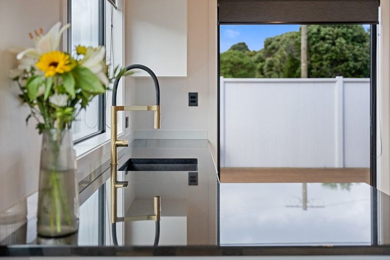 Photo of property in 57 Manly Street, Paraparaumu Beach, Paraparaumu, 5032