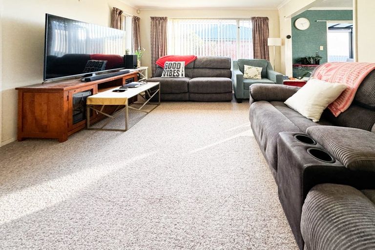 Photo of property in 4 Daniela Lane, Linwood, Christchurch, 8062