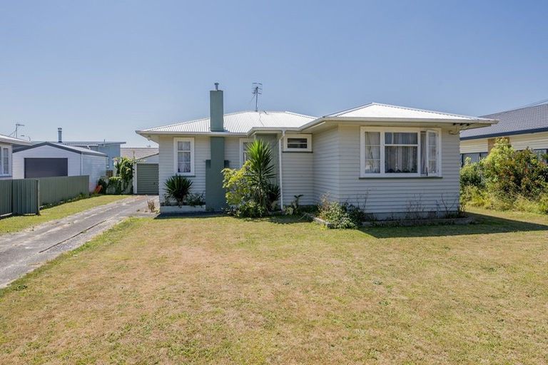 Photo of property in 148 Queen Street West, Levin, 5510