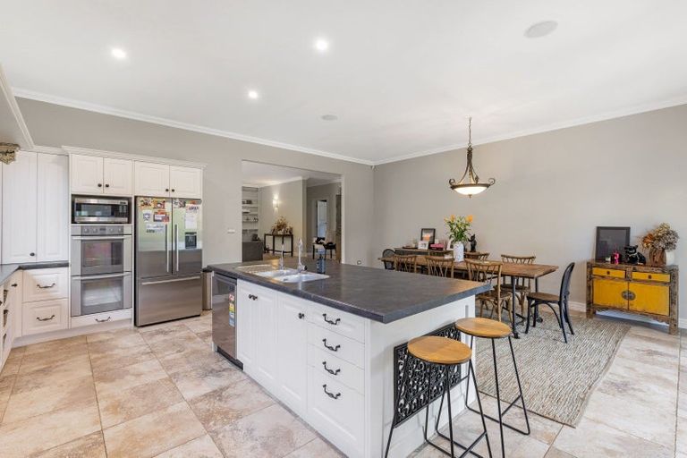 Photo of property in 6 Carlton Avenue, Palmerston North, 4414