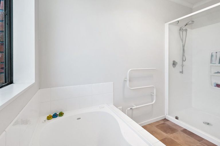 Photo of property in 6 Iraklis Close, Templeton, Christchurch, 8042