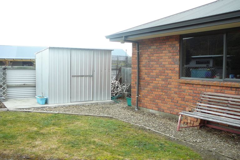 Photo of property in 100 Shields Street, Clyde, 9330