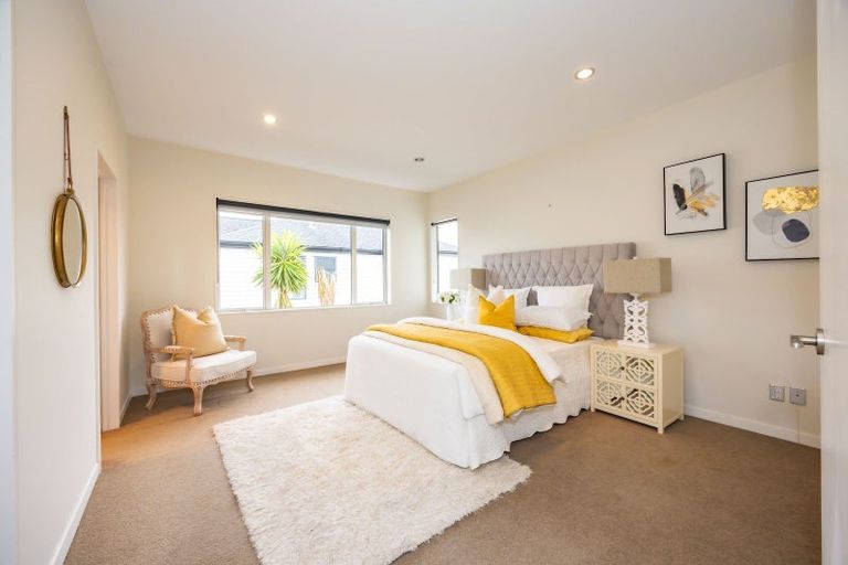 Photo of property in 21 Hornbill Drive, Fairview Heights, Auckland, 0632