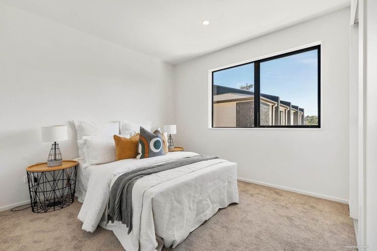 Photo of property in 32a/7 Westgate Drive, Massey, Auckland, 0614