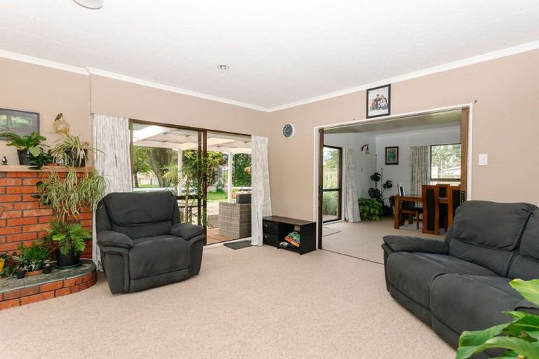 Photo of property in 47 Laws Road, Dannevirke, 4972