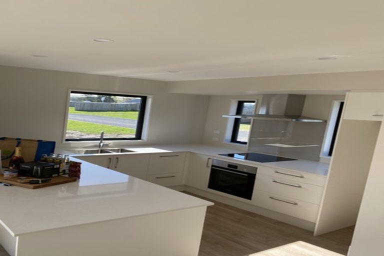 Photo of property in 4 Frank Lane, Amberley, 7481