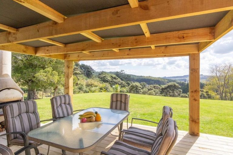 Photo of property in 65c Manuka Grove, Helensville, 0875