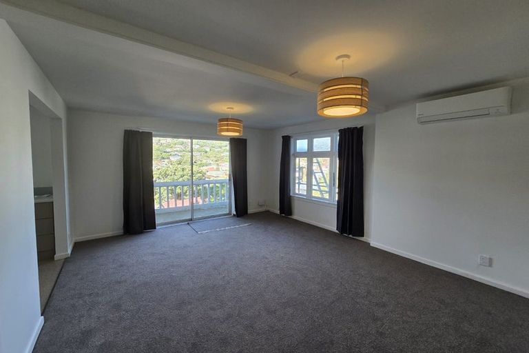 Photo of property in 106a The Parade, Island Bay, Wellington, 6023