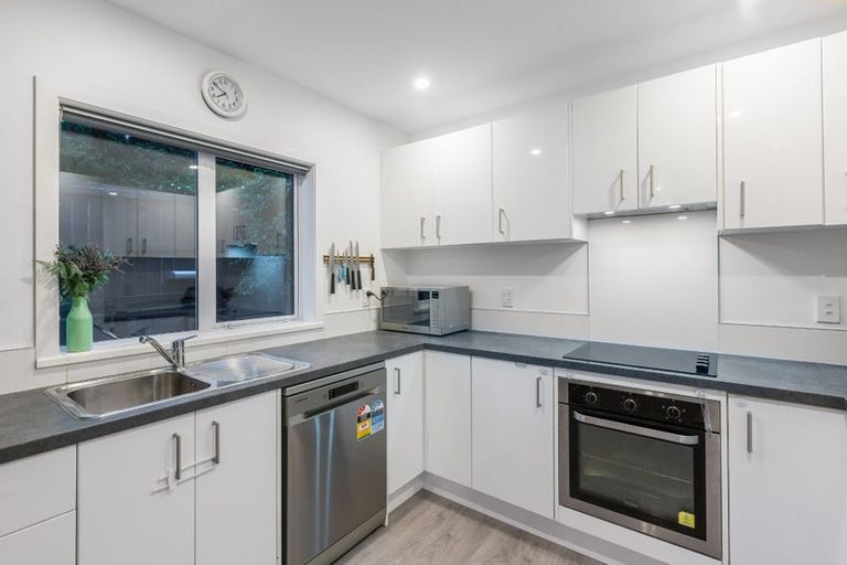 Photo of property in 59b Larsen Crescent, Tawa, Wellington, 5028