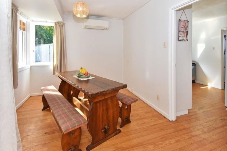 Photo of property in 17 Totara Street, Waiuku, 2123