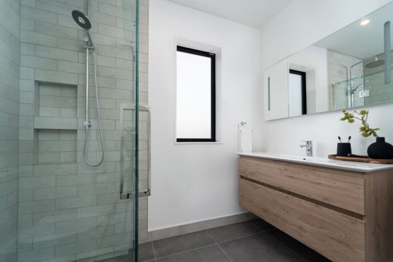 Photo of property in 35 Westwood Avenue, Greytown, 5712