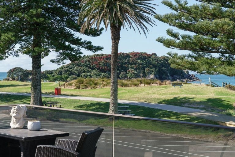Photo of property in 30 Marine Parade, Mount Maunganui, 3116