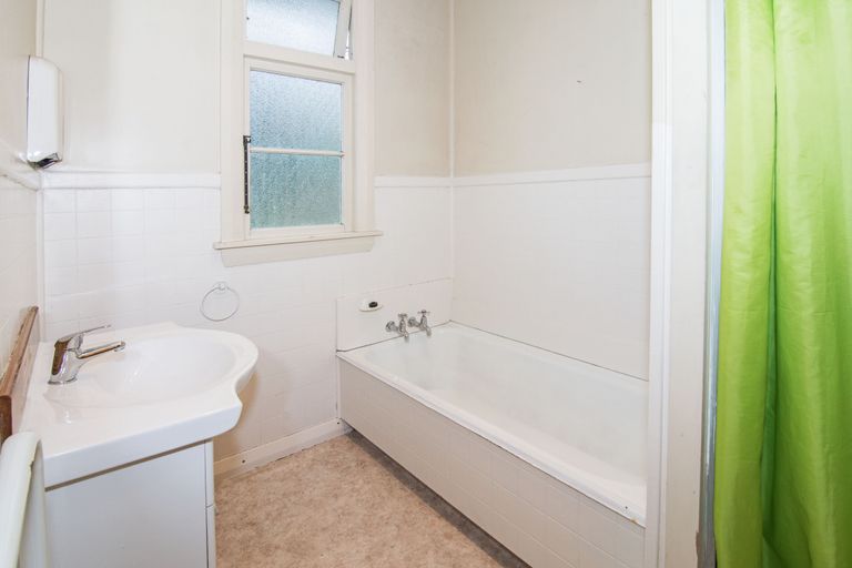 Photo of property in 203 Dixon Street, Masterton, 5810