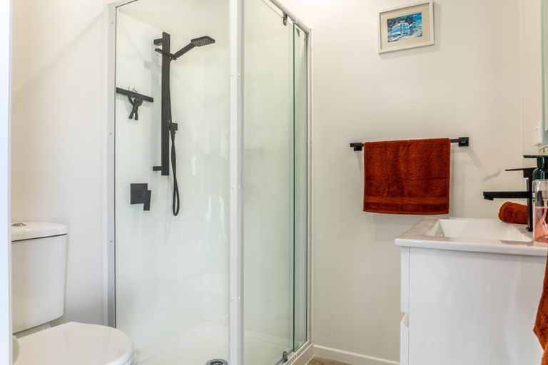 Photo of property in 40a Highbury Drive, Levin, 5510