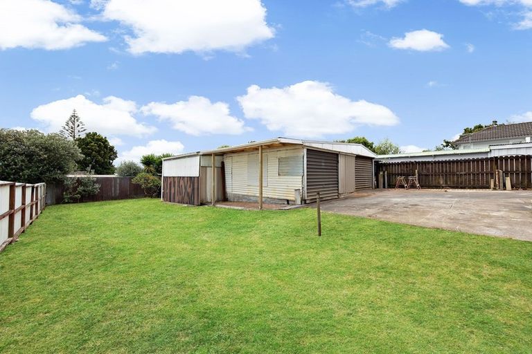 Photo of property in 5 Matapouri Road, Mangere Bridge, Auckland, 2022