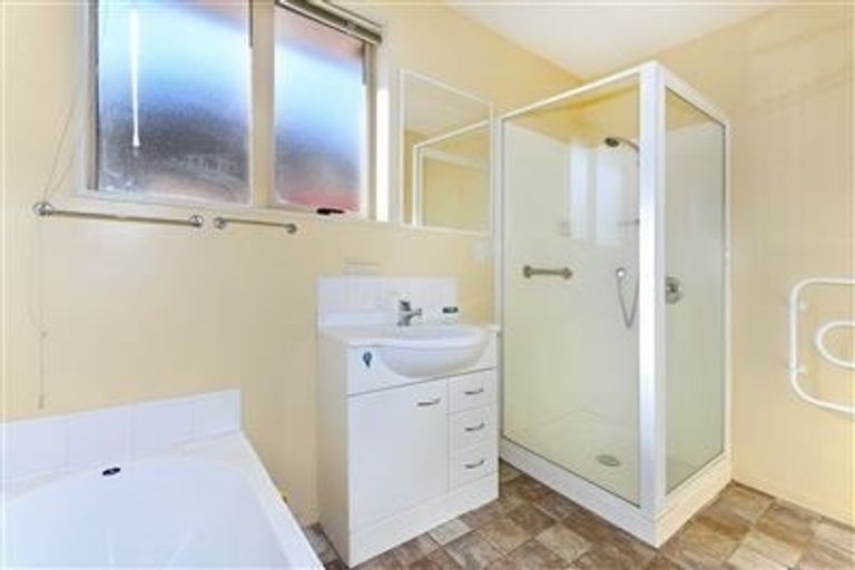 Photo of property in 41 Seymour Street, Hornby, Christchurch, 8042