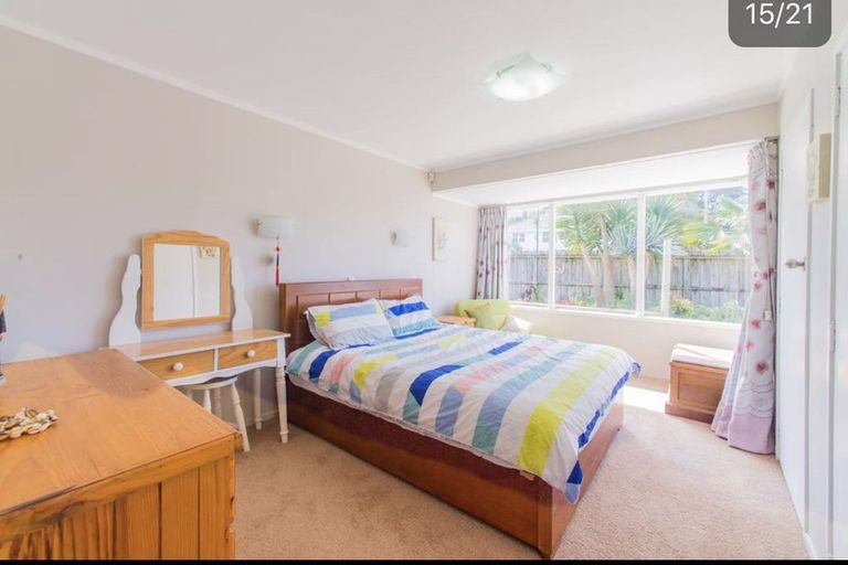 Photo of property in 6 Seaton Road, Murrays Bay, Auckland, 0630