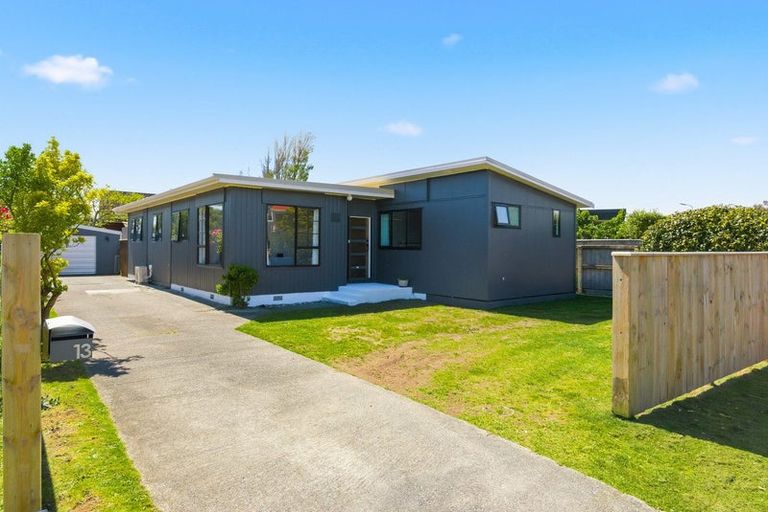 Photo of property in 13 Bahama Crescent, Paraparaumu Beach, Paraparaumu, 5032