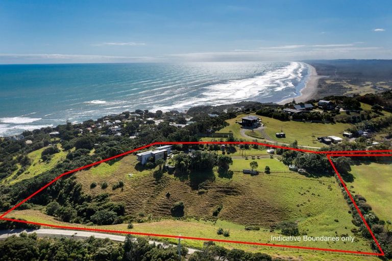 Photo of property in 449 Oaia Road, Muriwai, Waimauku, 0881